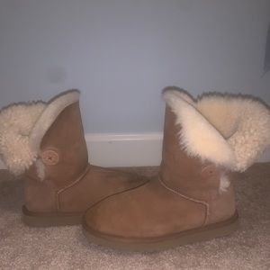 Authentic Women’s 8 Chesnut UGG boots